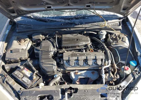 2004 Honda Civic Lx from USA, damaged, VIN 2HGES16574H584523